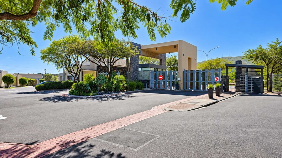 3 Bedroom Property for Sale in Plattekloof Western Cape